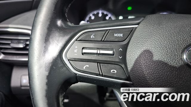 Hyundai Santafe 2021 — photo 25