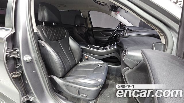 Hyundai Santafe 2021 — photo 16