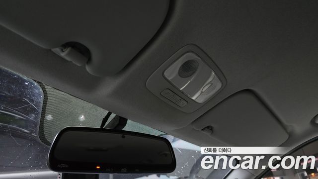 Hyundai Starex 2015 — photo 19
