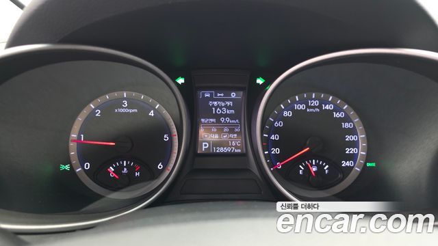 Hyundai Santafe 2015 — photo 11