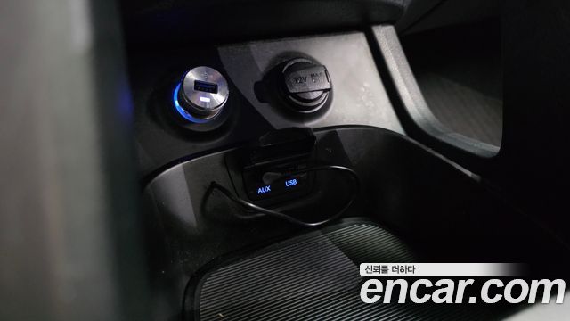 Hyundai Santafe 2015 — photo 16