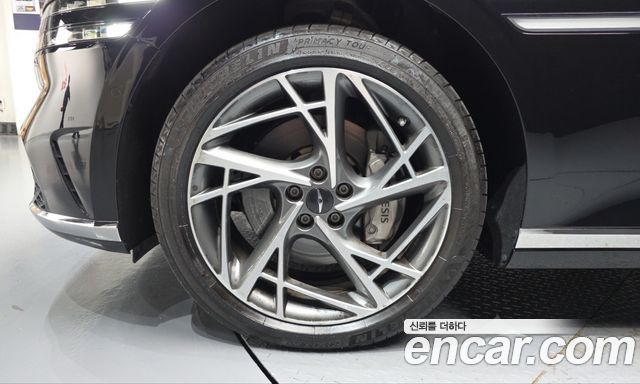 Genesis G90 2023 — photo 5