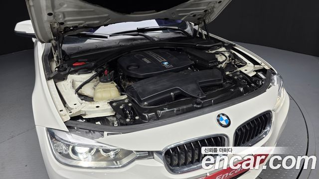 BMW 3-Series 2013 — photo 6