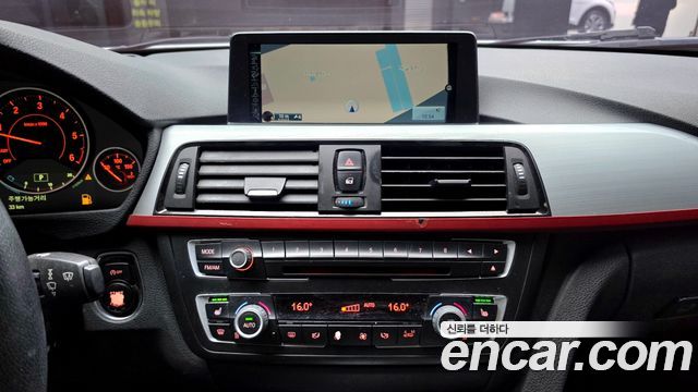 BMW 3-Series 2013 — photo 14