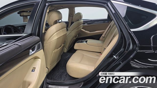Hyundai Genesis 2015 — photo 17