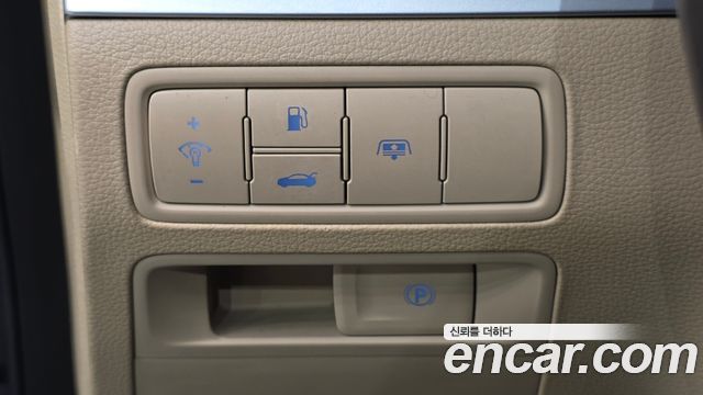 Hyundai Genesis 2015 — photo 27
