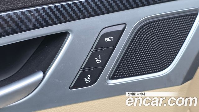 Hyundai Genesis 2015 — photo 28