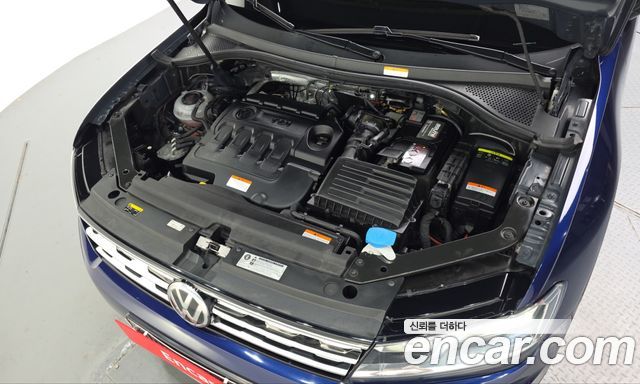 Volkswagen Tiguan 2018 — photo 6