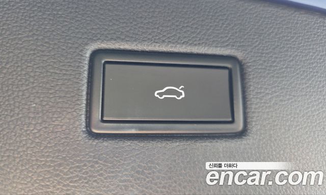 Volkswagen Tiguan 2018 — photo 21