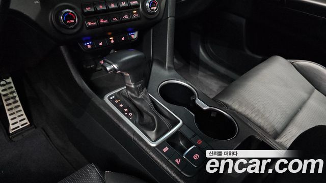 Kia Sportage 2022 — photo 12