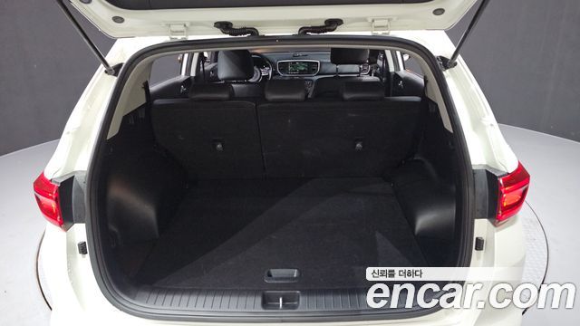 Kia Sportage 2022 — photo 26