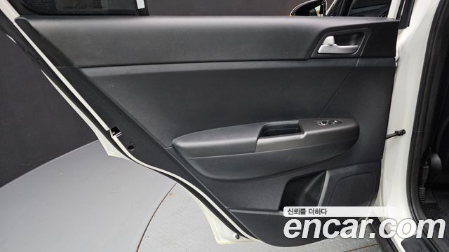 Kia Sportage 2022 — photo 15