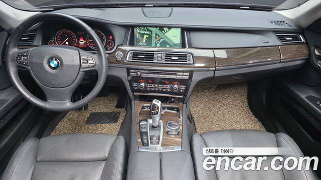 BMW 7-Series 2014 — photo 7