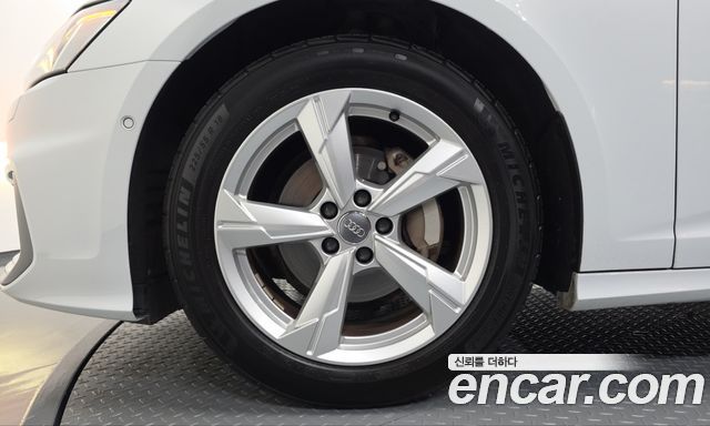 Audi A6 2021 — photo 5