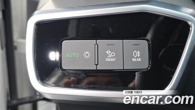 Audi A6 2021 — photo 23