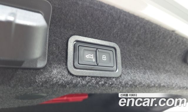 Audi A6 2021 — photo 24
