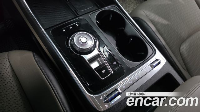 Kia Canival 2024 — photo 12