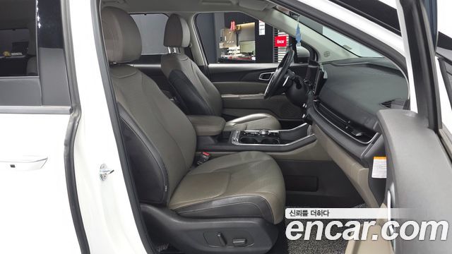 Kia Canival 2024 — photo 17