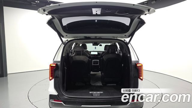 Kia Canival 2024 — photo 26