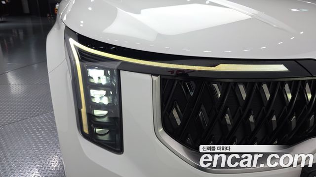 Kia Canival 2024 — photo 8