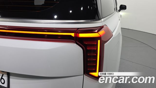 Kia Canival 2024 — photo 9