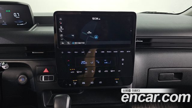 Hyundai Staria 2023 — photo 21
