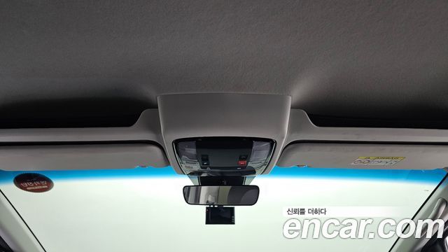 Hyundai Staria 2023 — photo 28