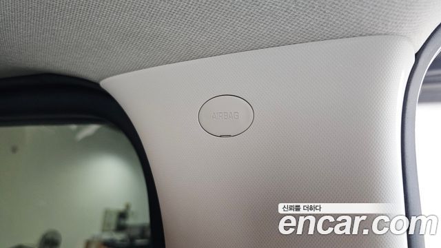 Hyundai Staria 2023 — photo 30