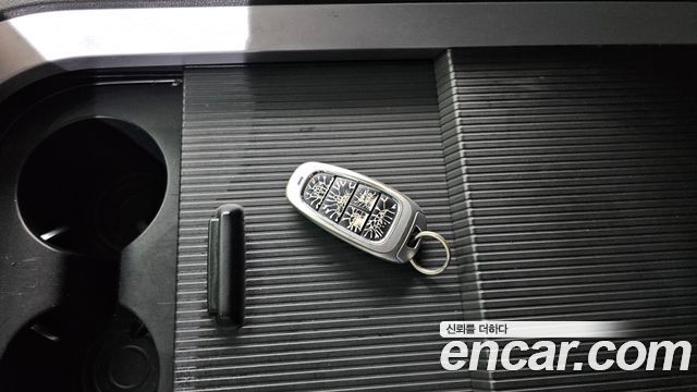 Hyundai Staria 2023 — photo 33