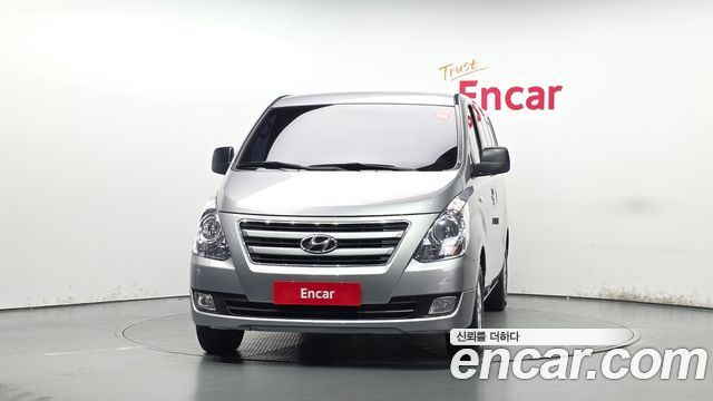 Hyundai Starex 2017 — photo 3