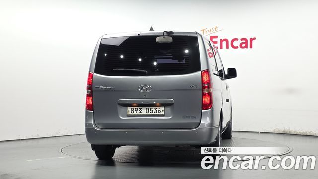 Hyundai Starex 2017 — photo 4