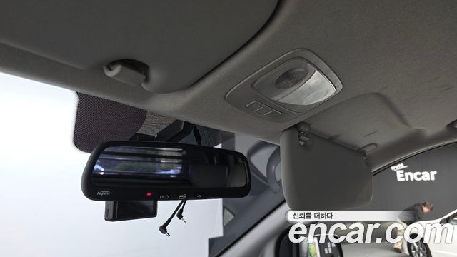 Hyundai Starex 2017 — photo 18