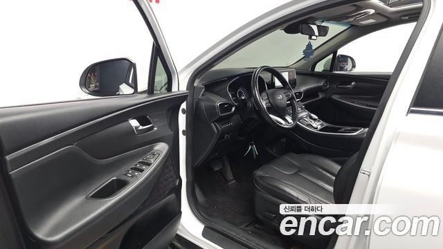 Hyundai Santafe 2022 — photo 13