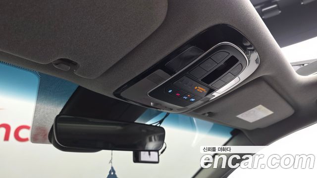 Hyundai Santafe 2022 — photo 25