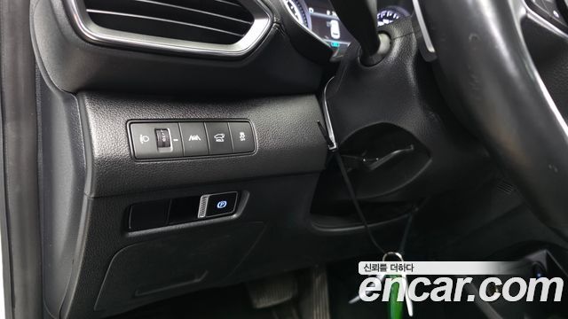 Hyundai Santafe 2022 — photo 28
