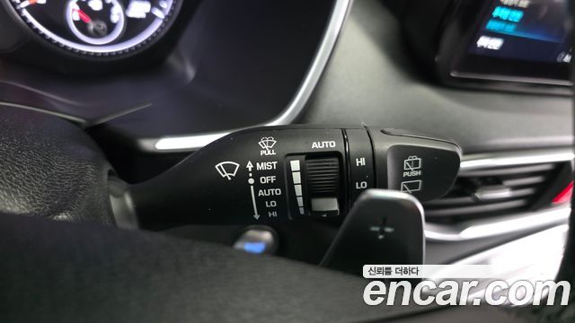 Hyundai Santafe 2022 — photo 30