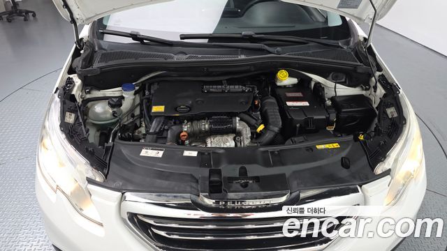Peugeot 2008 2016 — photo 6