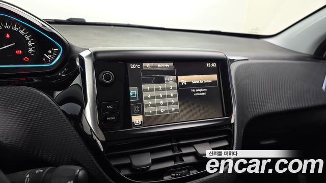 Peugeot 2008 2016 — photo 21