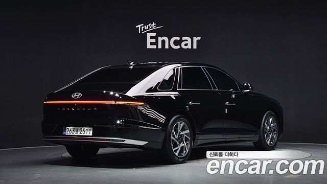 Hyundai Grandeur 2023 — photo 2