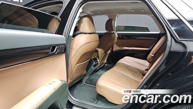 Hyundai Grandeur 2023 — photo 18