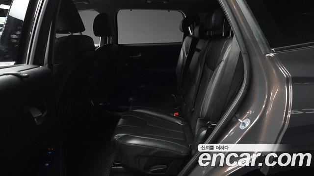 Hyundai Santafe 2021 — photo 16