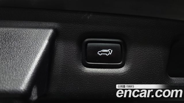 Hyundai Santafe 2021 — photo 31