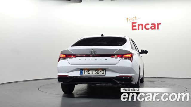 Hyundai AVANTE 2023 — photo 4