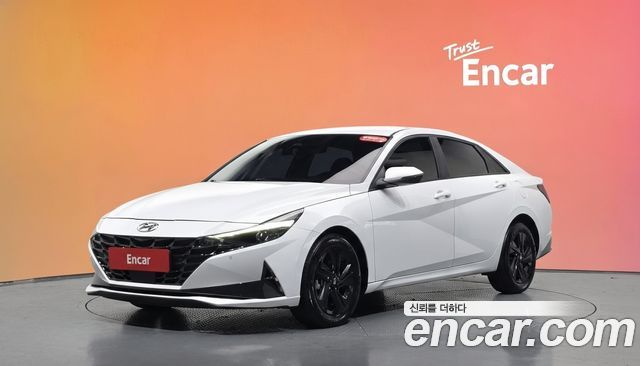 Hyundai AVANTE 2023 — photo 1