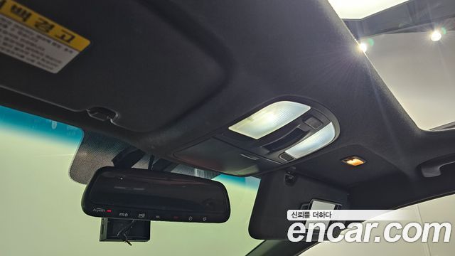 Hyundai AVANTE 2017 — photo 22