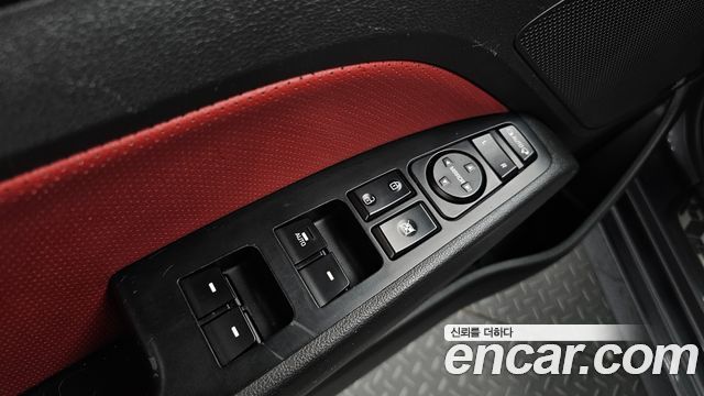 Hyundai AVANTE 2017 — photo 33
