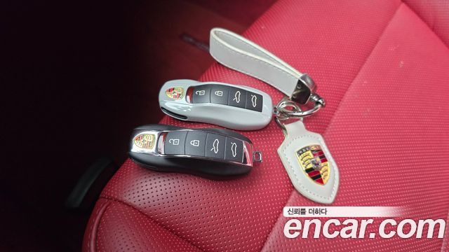 Porsche 718 2023 — photo 20