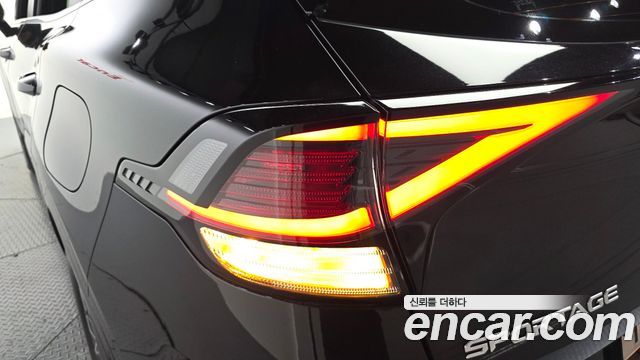 Kia Sportage 2022 — photo 9