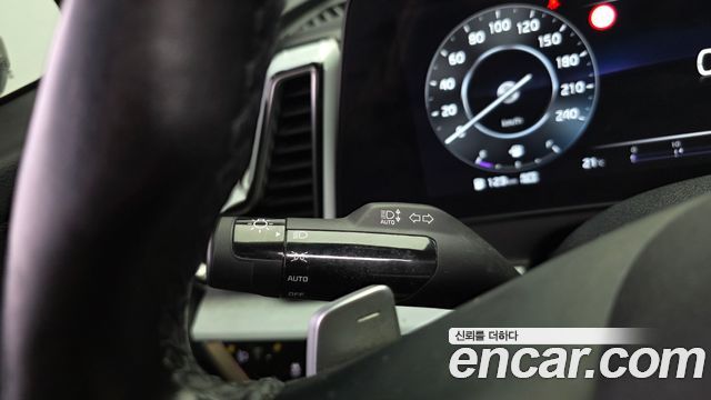 Kia Sportage 2022 — photo 39