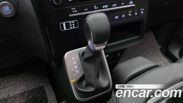 Hyundai Staria 2026 — photo 12